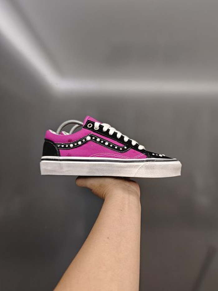 Vans Sneakers
