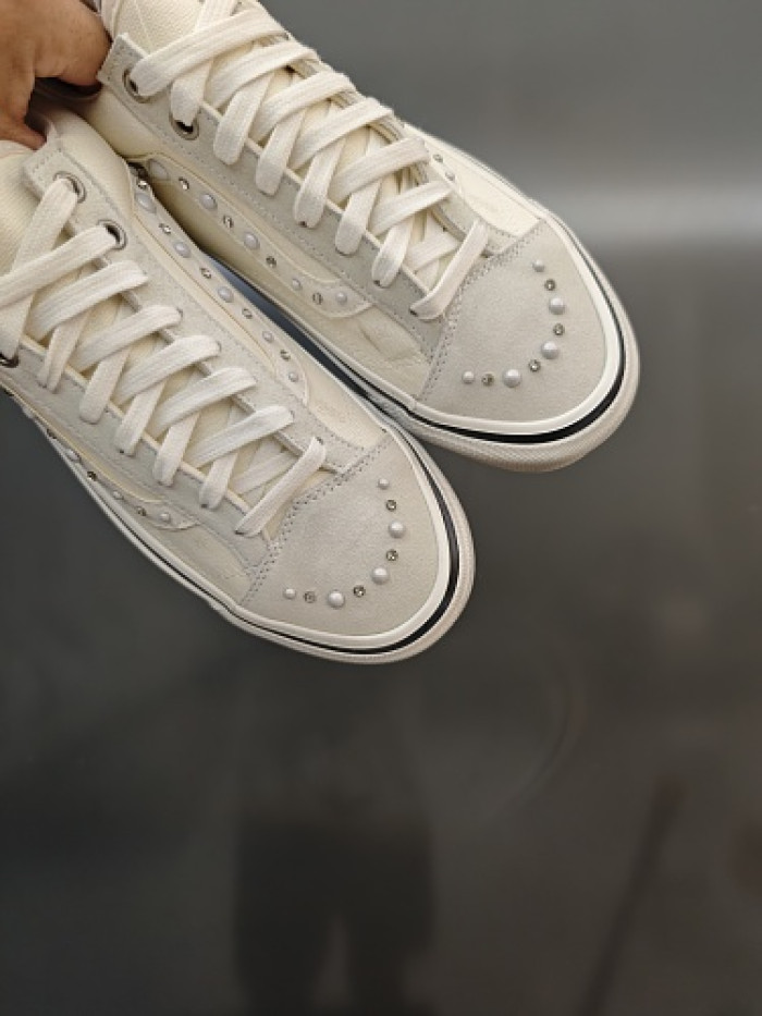 Vans Sneakers