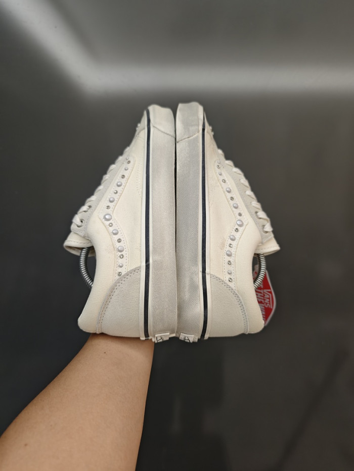 Vans Sneakers