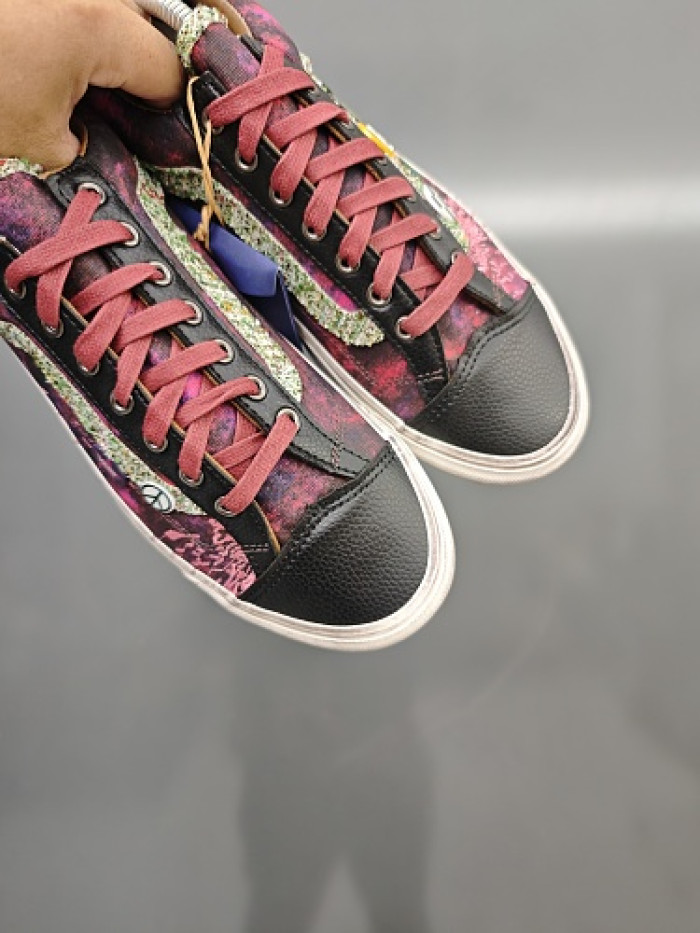 Vans Sneakers