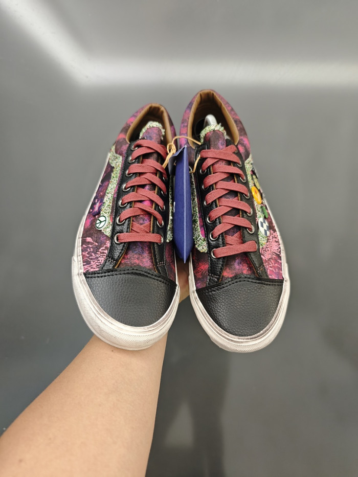 Vans Sneakers
