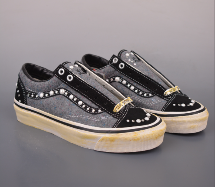 Vans Sneakers