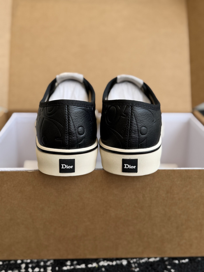 D10r Saltwind Sneaker (two color:black and white)