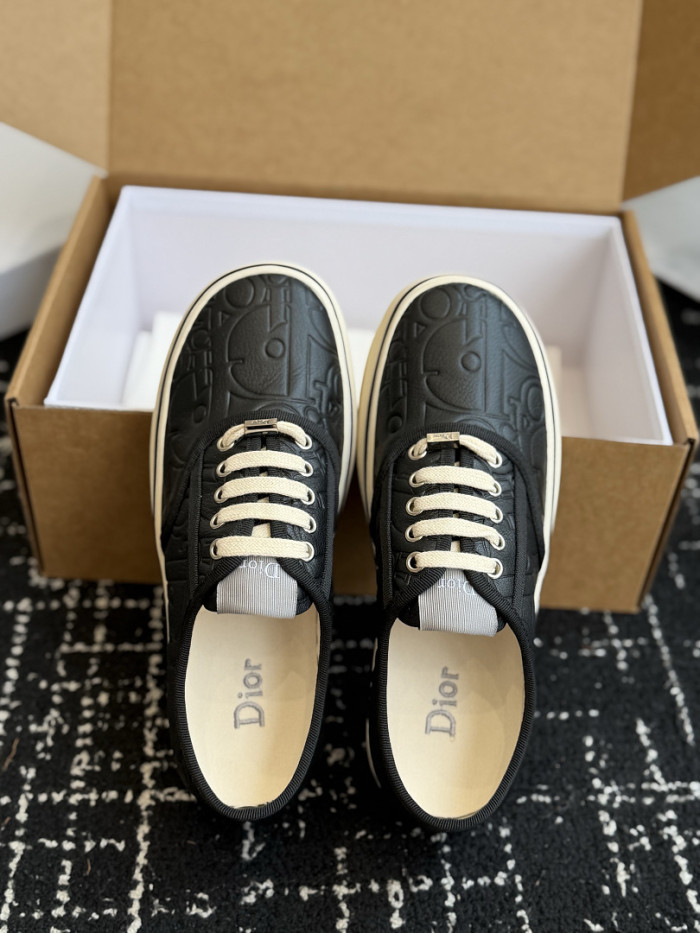D10r Saltwind Sneaker (two color:black and white)