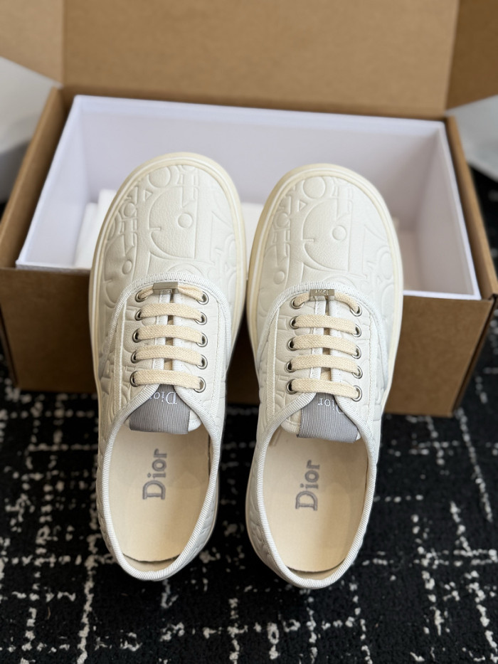 D10r Saltwind Sneaker (two color:black and white)
