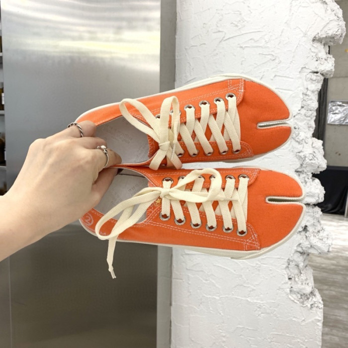 ma*s*n Ma*i*la tabi shoes