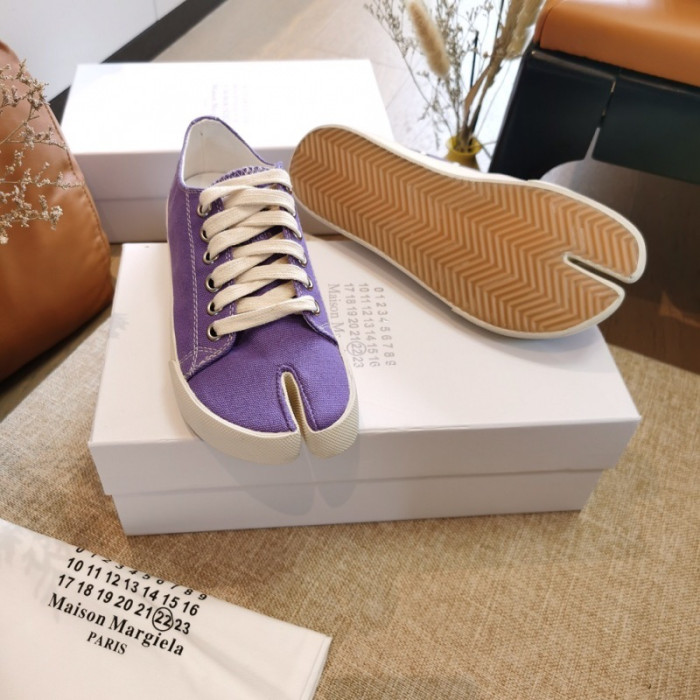 ma*s*n Ma*i*la tabi shoes