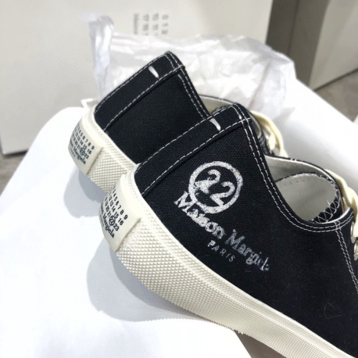 ma*s*n Ma*i*la tabi shoes