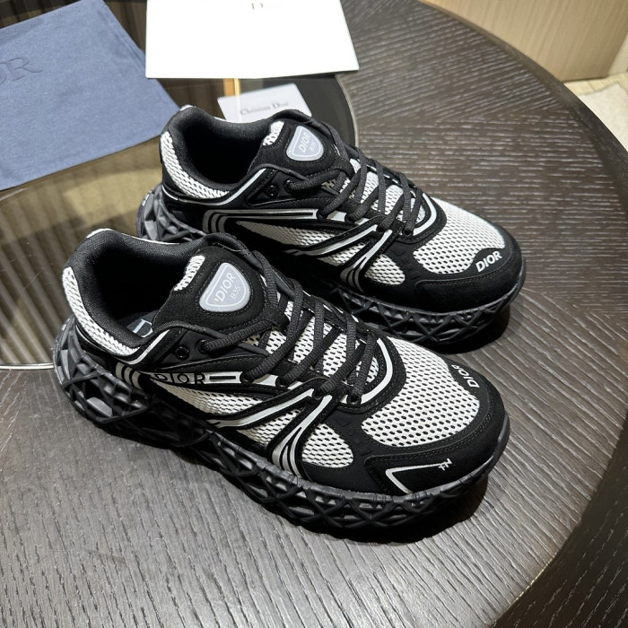 D10r B35 SNEAKER