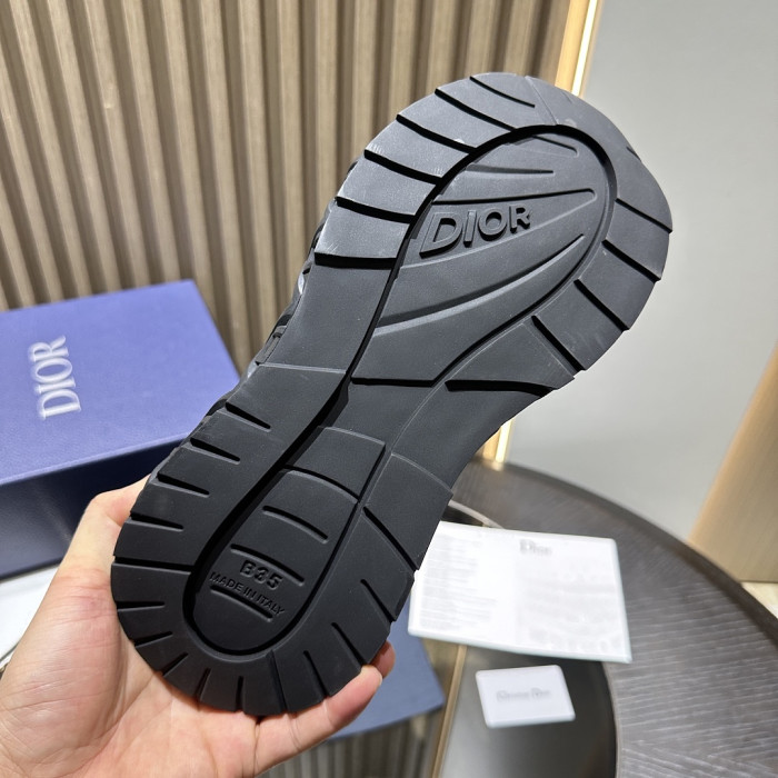 D10r B35 SNEAKER