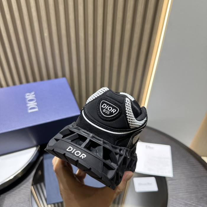 D10r B35 SNEAKER