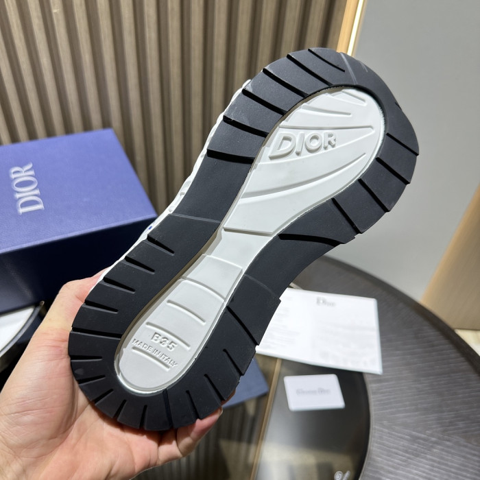 D10r B35 SNEAKER