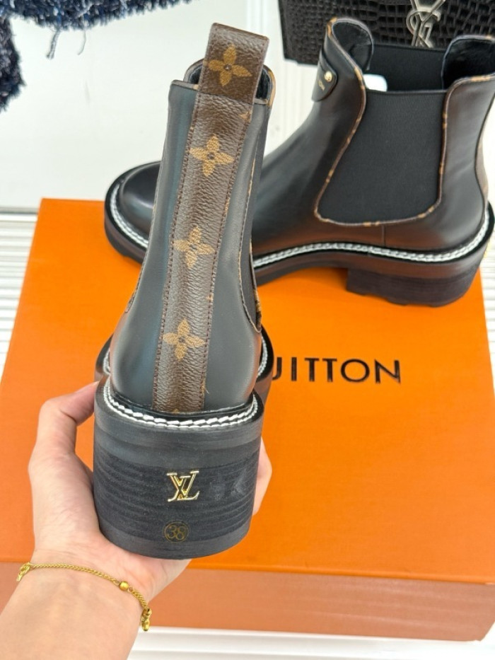 LV Boots (women)