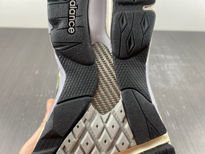 patta keep your family close x new balance 990 v3 m990pp3