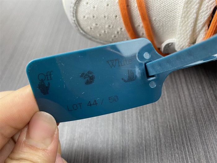 nike dunk low o-w lot 44 dm1602-104