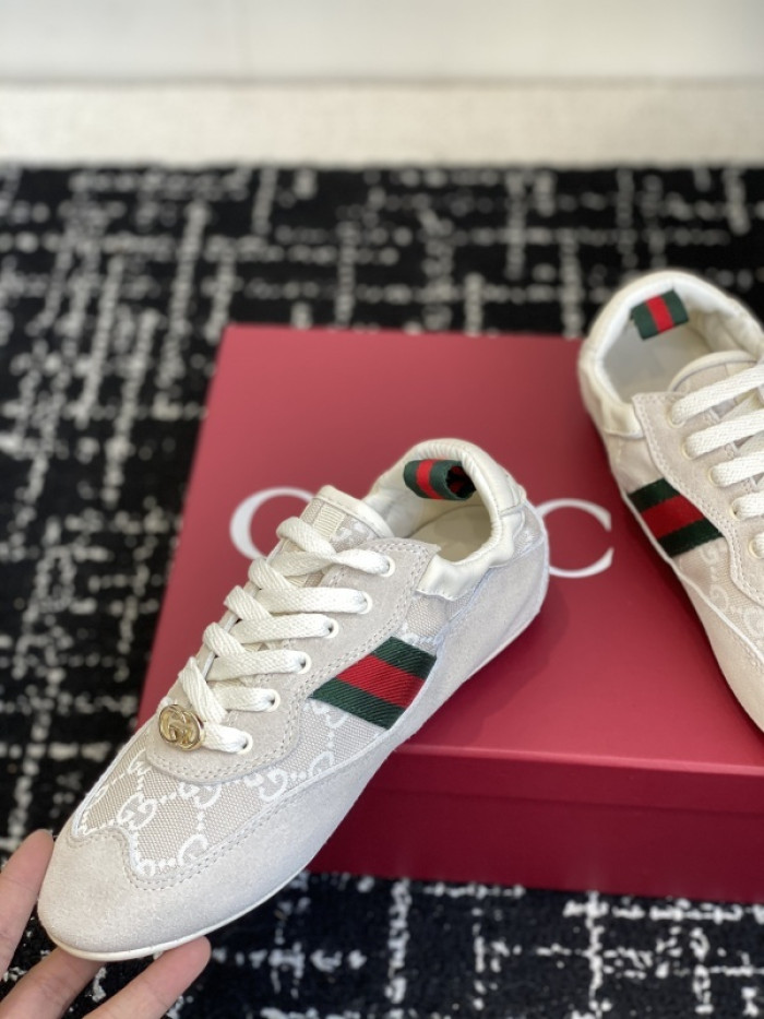 Gv*c Shift sneaker