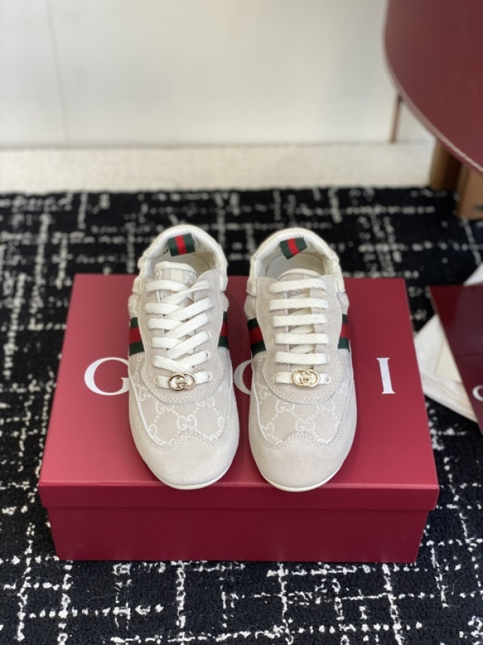 Gv*c Shift sneaker