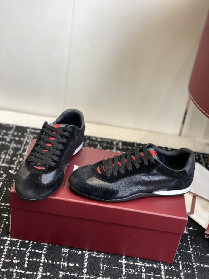 Gv*c Shift sneaker