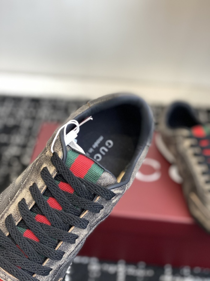 Gv*c Shift sneaker