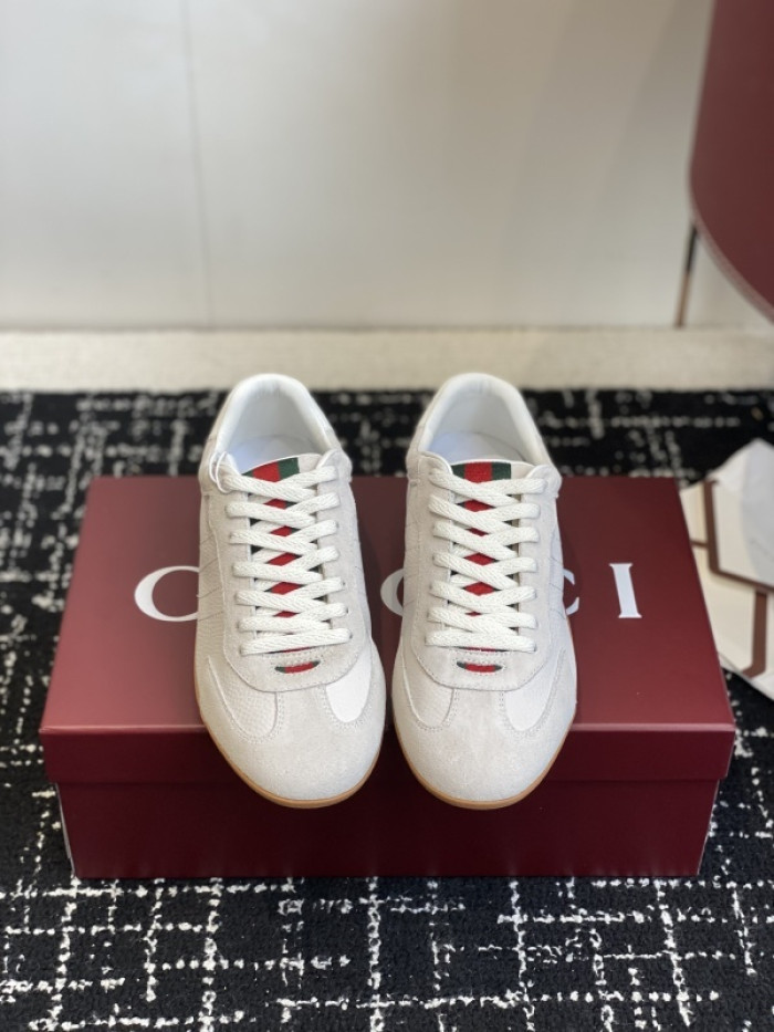 Gv*c Shift sneaker
