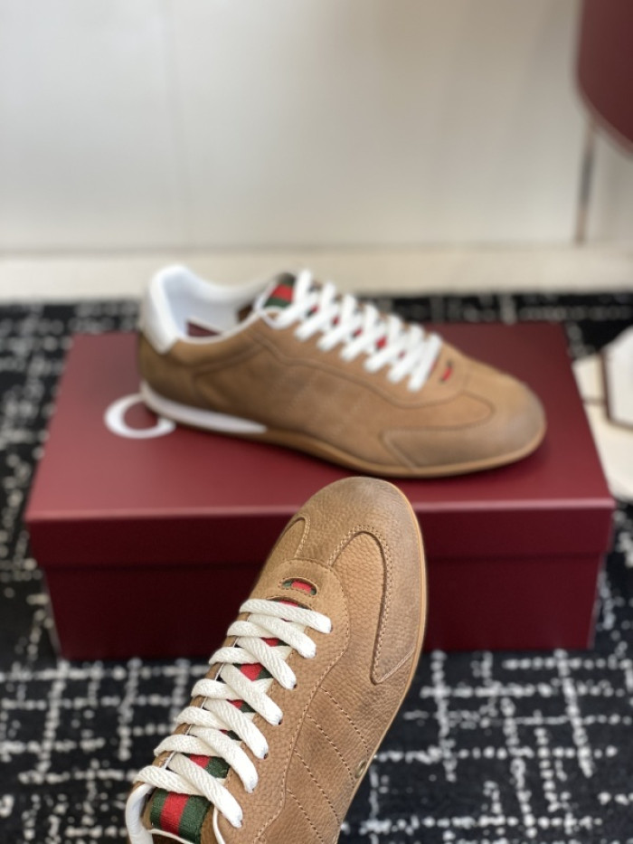 Gv*c Shift sneaker