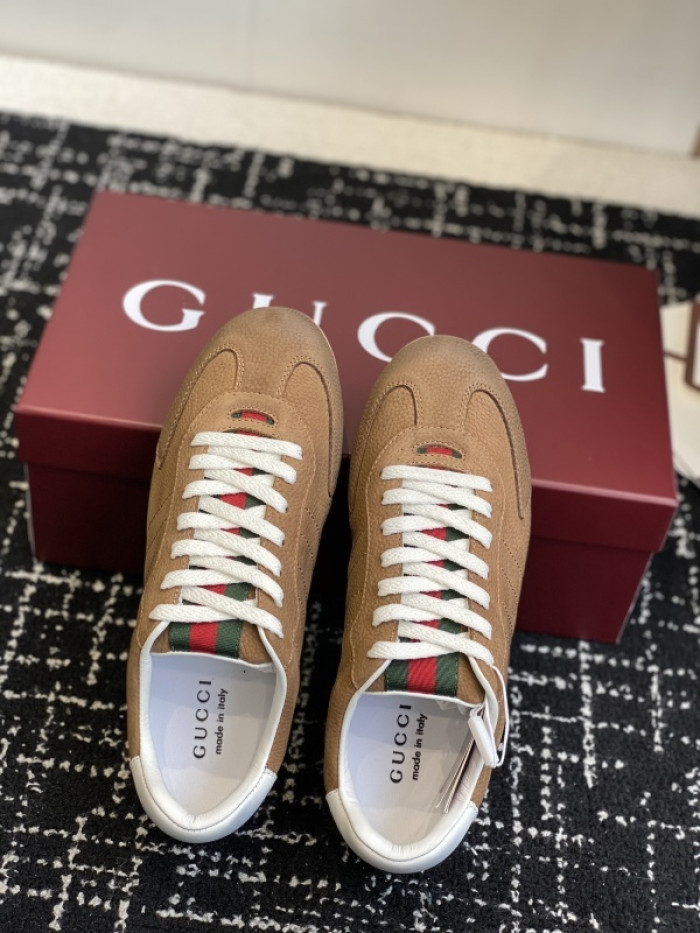 Gv*c Shift sneaker