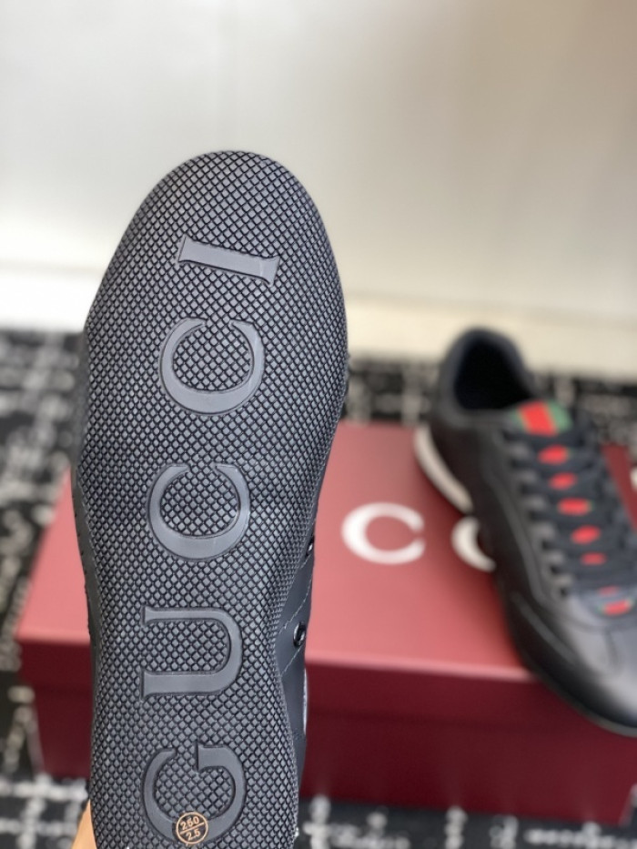 Gv*c Shift sneaker