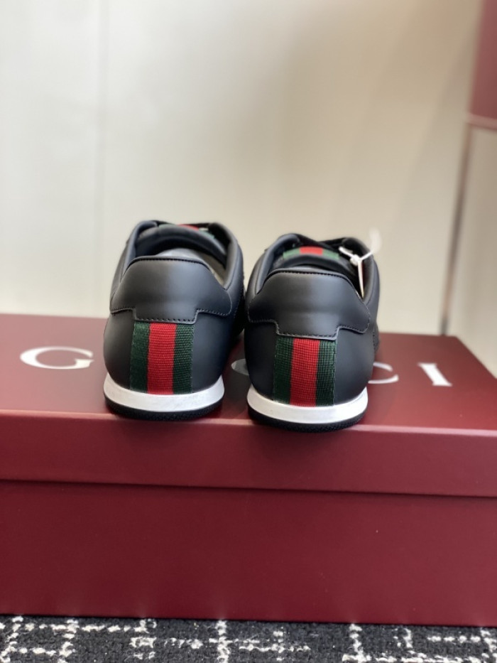 Gv*c Shift sneaker