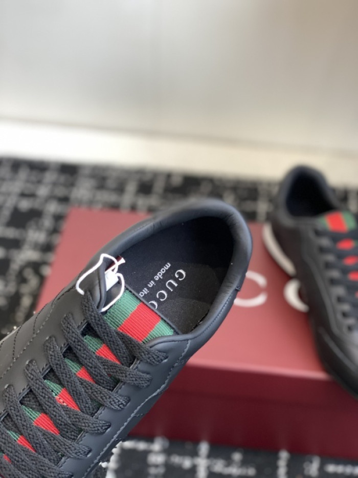 Gv*c Shift sneaker