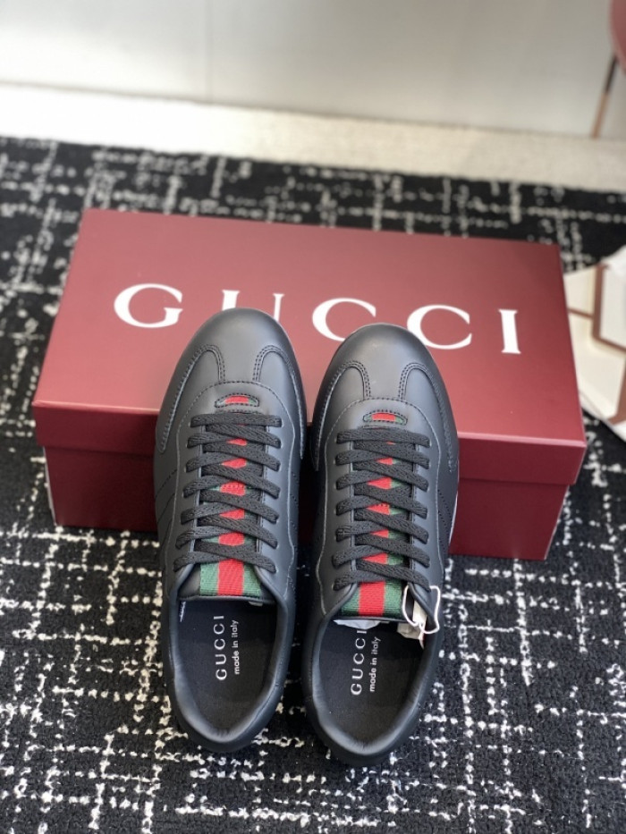 Gv*c Shift sneaker