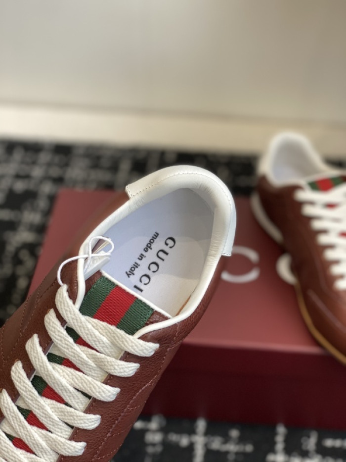 Gv*c Shift sneaker