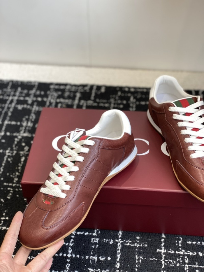 Gv*c Shift sneaker