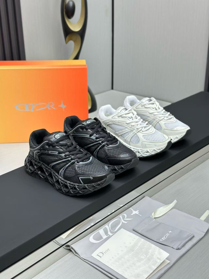 D10r B35 SNEAKER