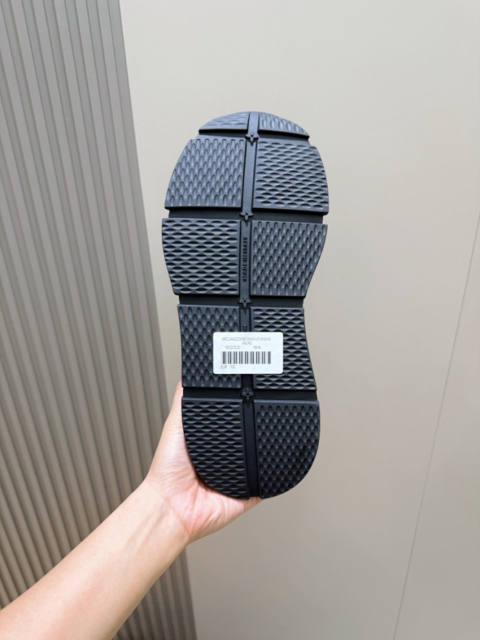 LV Classic Sneaker