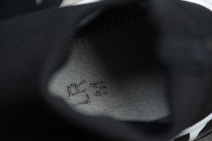 Ba*len*cia*ga speed sneaker