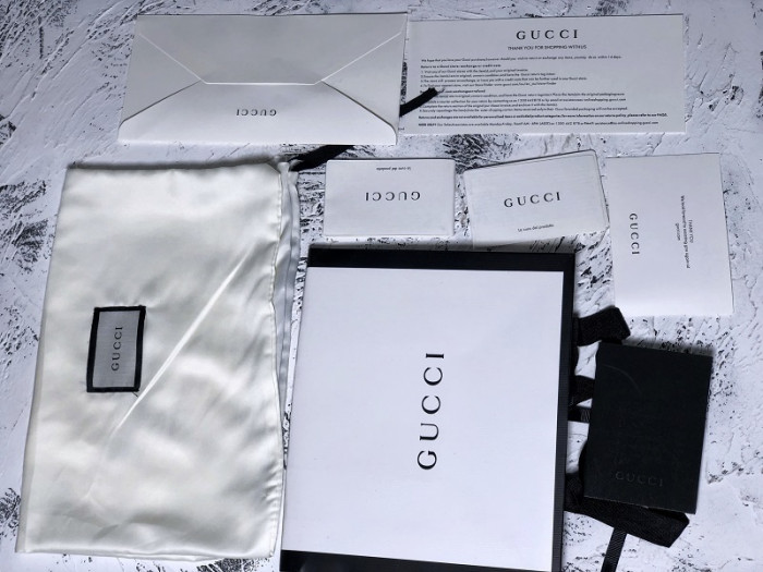 g*u*i trainer sneaker 576050 drw00 9014