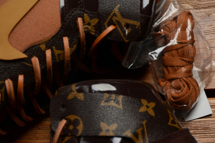 air jordan 1 o-w -louiv aq0818-158 (with case)