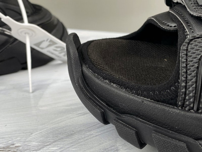 blcg track sandal black 617542w2cc11000