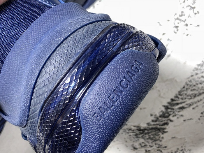 blcg triple trainer navy 544351 w09o1 4107