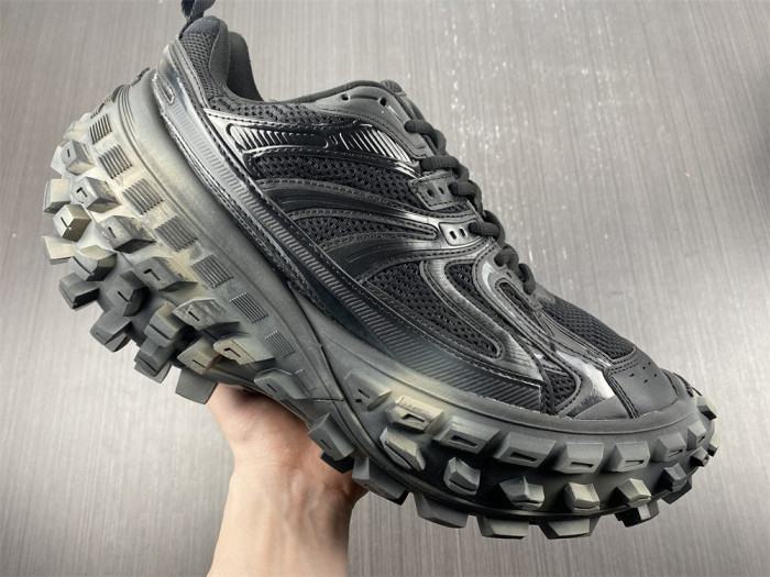 Ba*len*cia*ga defender