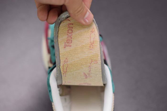 nike vaporwaffle sacai villain red neptune green dd3035-200