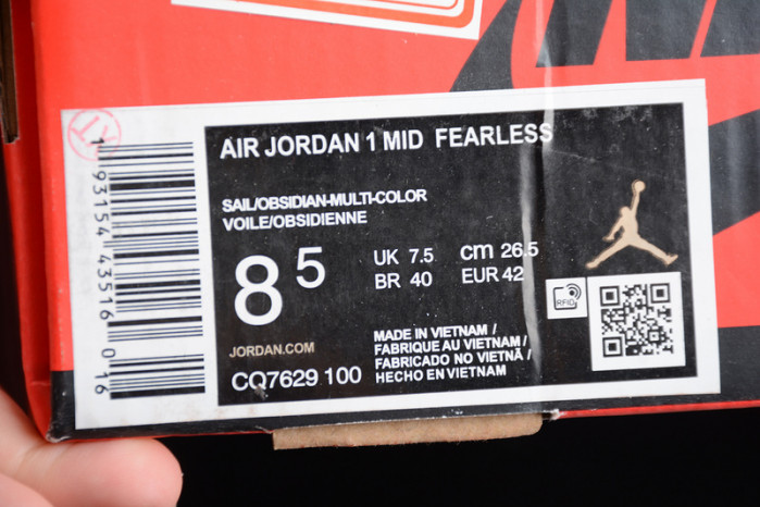 jordan 1 mid se fearless melody ehsani cq7629-100
