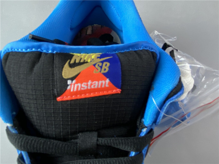 instant skateboard x nike dunk sb low cz5128-400