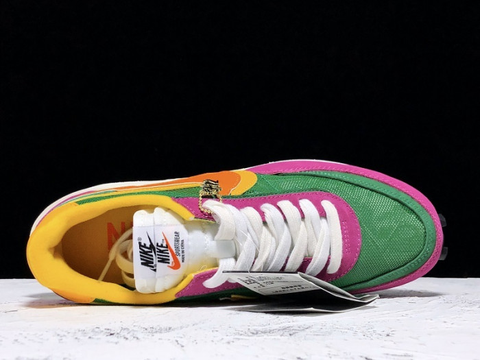 nike ld waffle sacai pine green bv0073-301