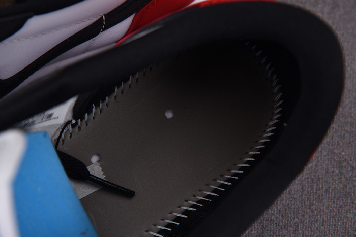 jordan 1 low black toe (gs) 553560-116