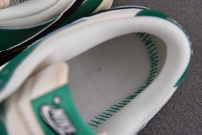 nike dunk low se lottery pack malachite green dr9654-100