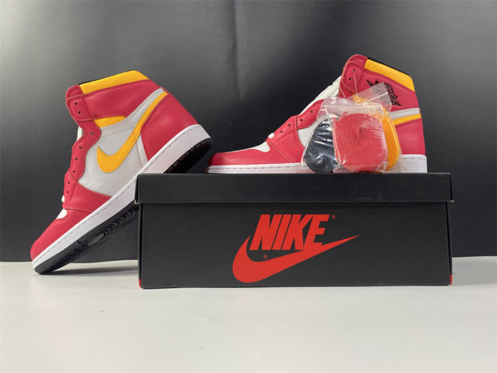 air jordan 1 retro high og light fusion red 555088-603