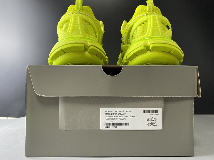 blcg track.2 flourescent yellow 568615 w2gn5 5818