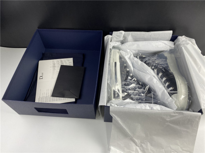 D*or b23 oblique high top sneaker