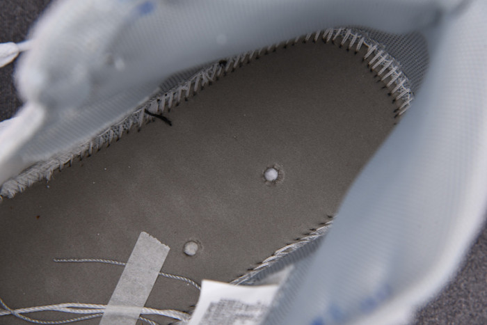 air jordan 1 retro high og hyper royal 555088-402